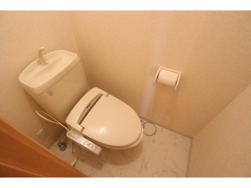  近鉄難波線・奈良線/新大宮駅 徒歩21分 1階 築18年