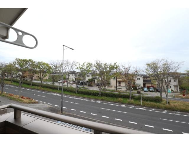  近鉄難波線・奈良線/近鉄奈良駅 バス15分木津南ソレイユ下車:停歩9分 2階 築17年