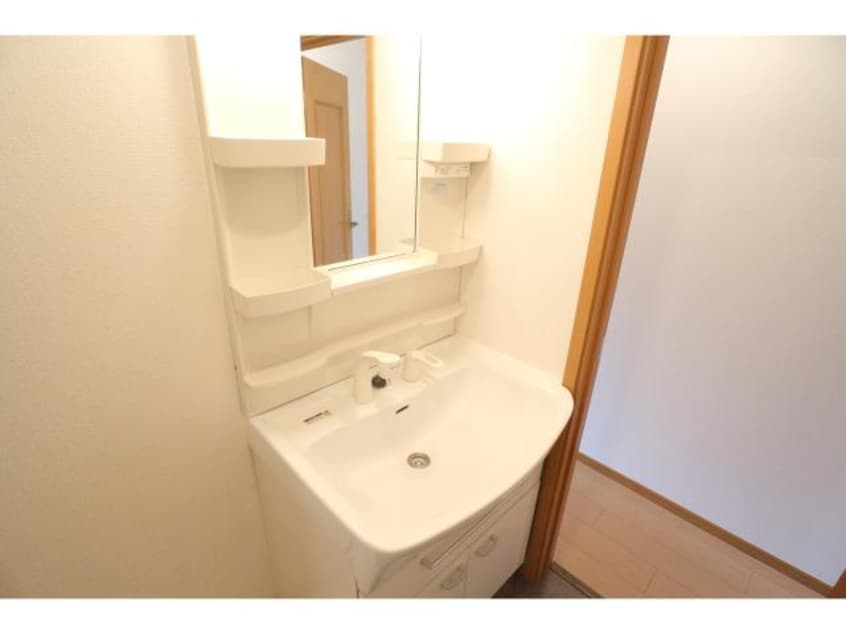  近鉄難波線・奈良線/近鉄奈良駅 バス15分木津南ソレイユ下車:停歩9分 2階 築17年