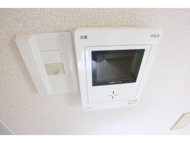  近鉄難波線・奈良線/近鉄奈良駅 バス15分木津南ソレイユ下車:停歩8分 2階 築27年