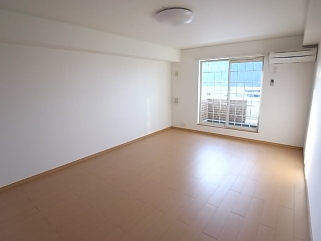  近鉄難波線・奈良線/新大宮駅 徒歩18分 2階 築17年