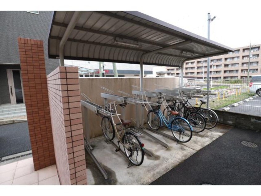  奈良線/木津駅 徒歩1分 2階 築17年