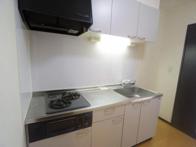  近鉄難波線・奈良線/近鉄奈良駅 バス15分八条町地蔵前下車:停歩3分 1階 築17年