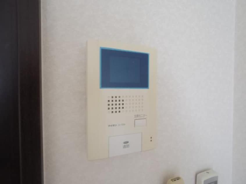  近鉄難波線・奈良線/近鉄奈良駅 バス15分八条町地蔵前下車:停歩3分 1階 築17年