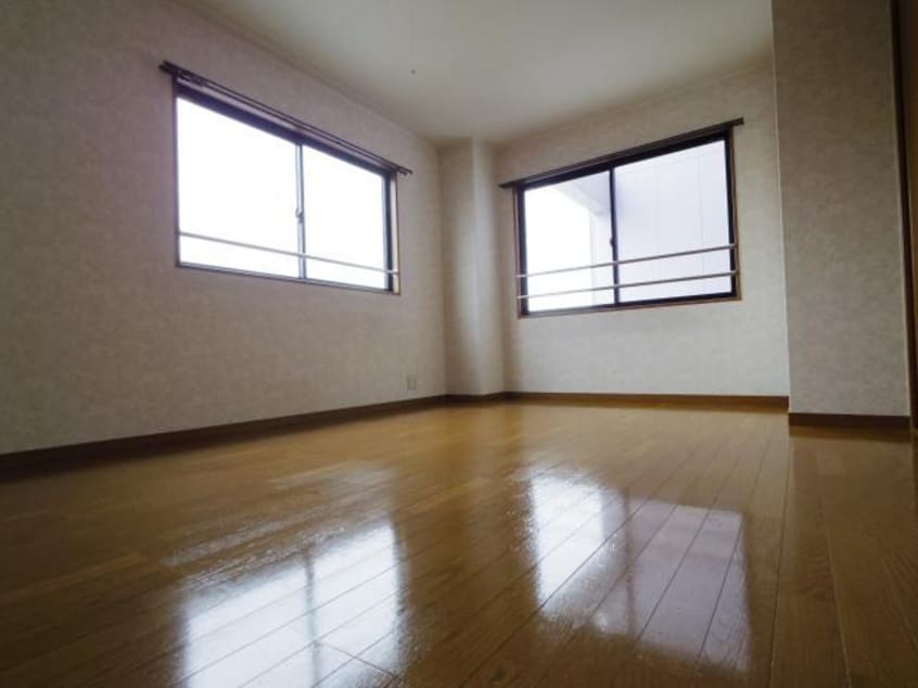  近鉄難波線・奈良線/近鉄奈良駅 徒歩10分 3階 築27年