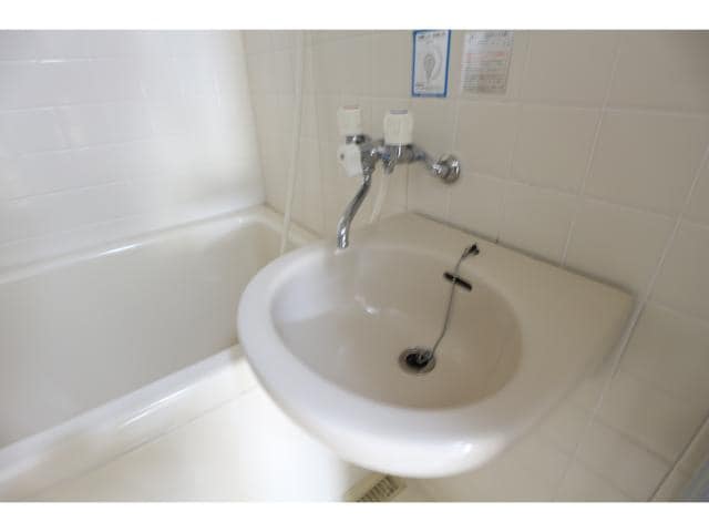  近鉄難波線・奈良線/新大宮駅 徒歩8分 3階 築32年