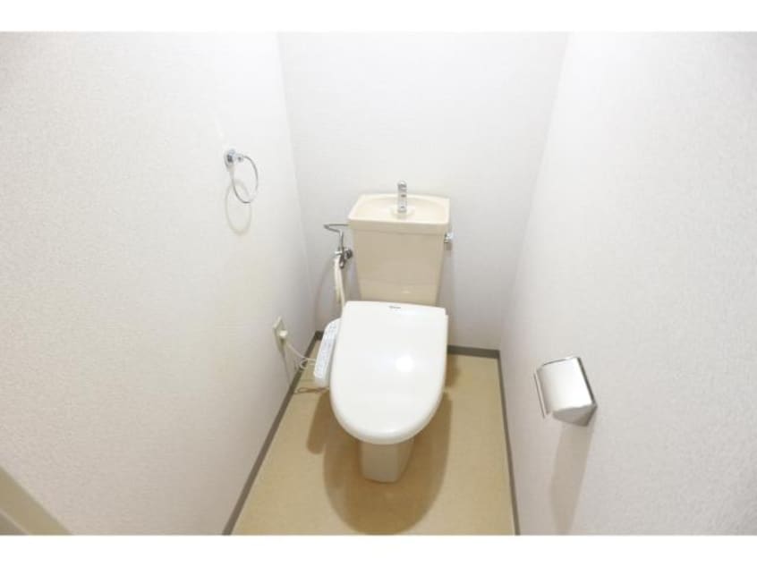  近鉄難波線・奈良線/新大宮駅 徒歩8分 3階 築32年