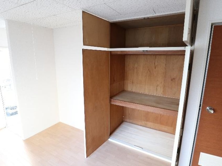  近鉄難波線・奈良線/新大宮駅 徒歩16分 1階 築36年