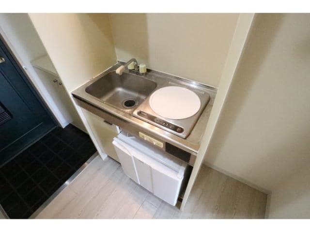  近鉄難波線・奈良線/新大宮駅 徒歩5分 8階 築36年