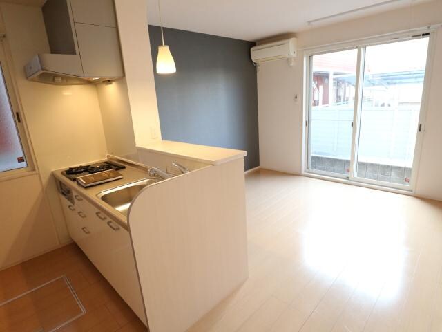  近鉄難波線・奈良線/新大宮駅 徒歩7分 1階 築16年