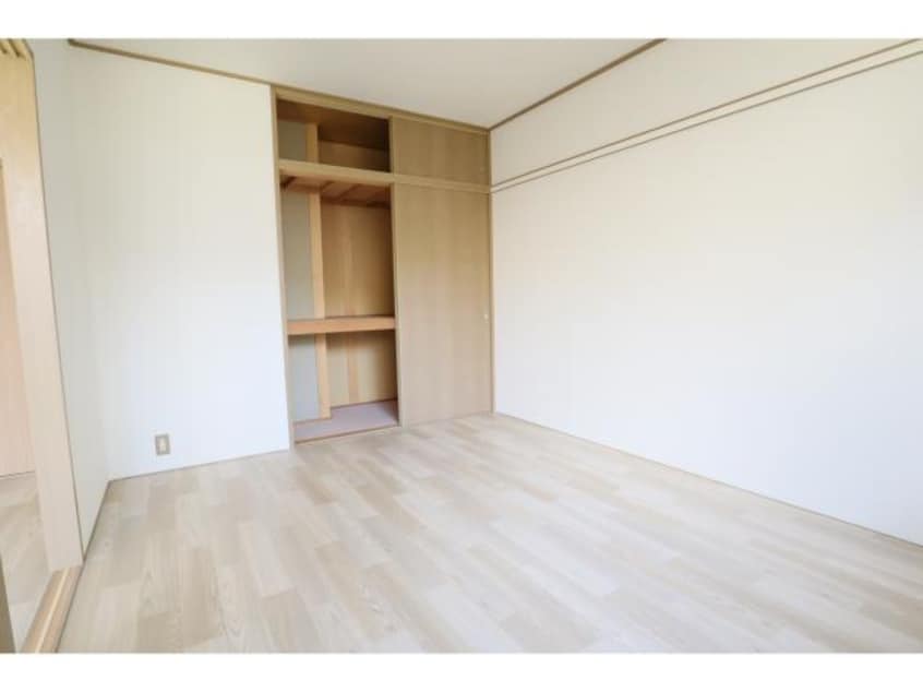  近鉄難波線・奈良線/新大宮駅 徒歩7分 1階 築29年