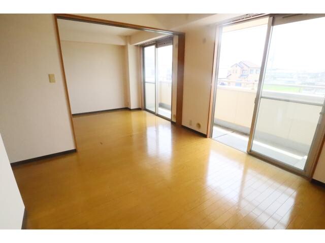  近鉄難波線・奈良線/新大宮駅 徒歩20分 2階 築22年