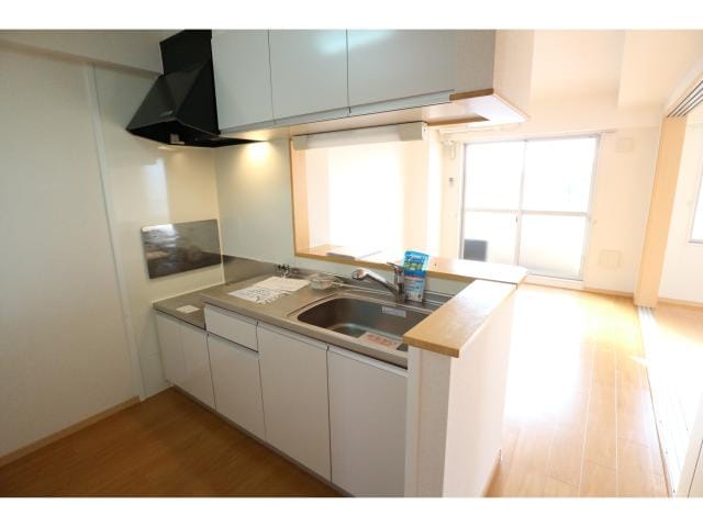  近鉄難波線・奈良線/新大宮駅 徒歩11分 3階 築15年