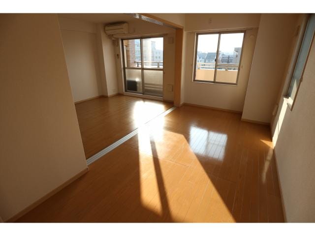  近鉄難波線・奈良線/新大宮駅 徒歩11分 3階 築15年