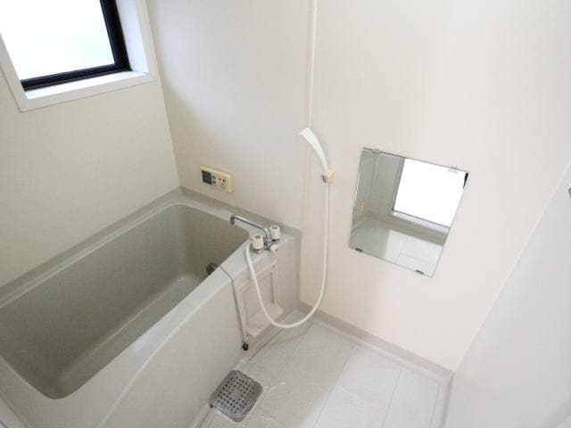  近鉄橿原線/尼ケ辻駅 徒歩14分 2階 築26年