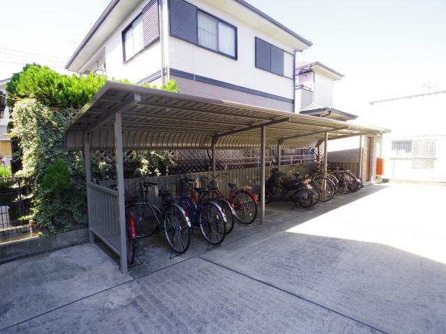  近鉄橿原線/尼ケ辻駅 徒歩14分 2階 築26年