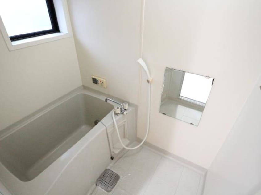  近鉄橿原線/尼ケ辻駅 徒歩14分 2階 築26年