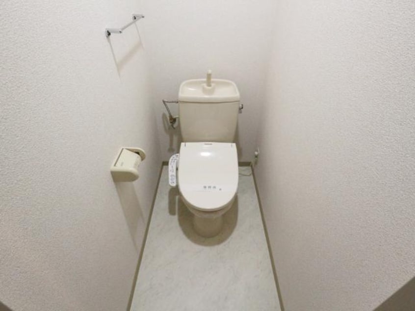  近鉄橿原線/尼ケ辻駅 徒歩14分 2階 築26年