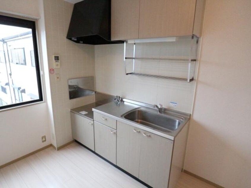  近鉄橿原線/尼ケ辻駅 徒歩14分 2階 築26年