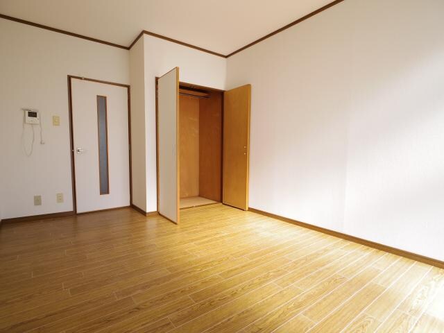  近鉄難波線・奈良線/新大宮駅 徒歩8分 2階 築33年