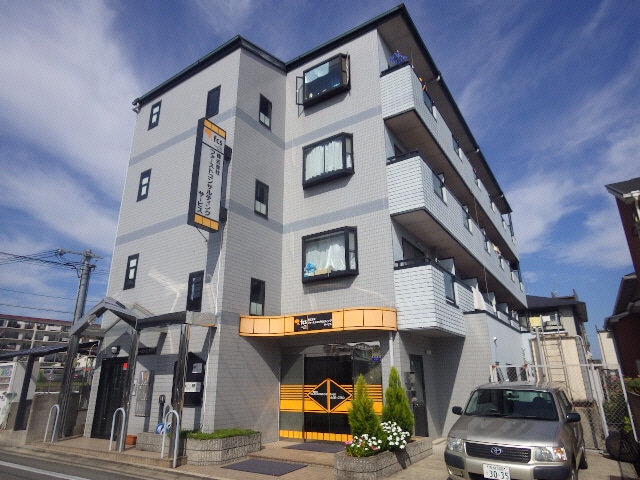  近鉄難波線・奈良線/新大宮駅 徒歩15分 4階 築31年