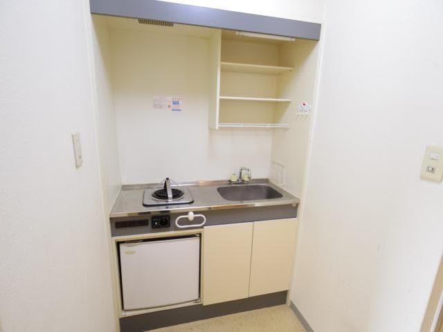  近鉄難波線・奈良線/新大宮駅 徒歩15分 4階 築31年