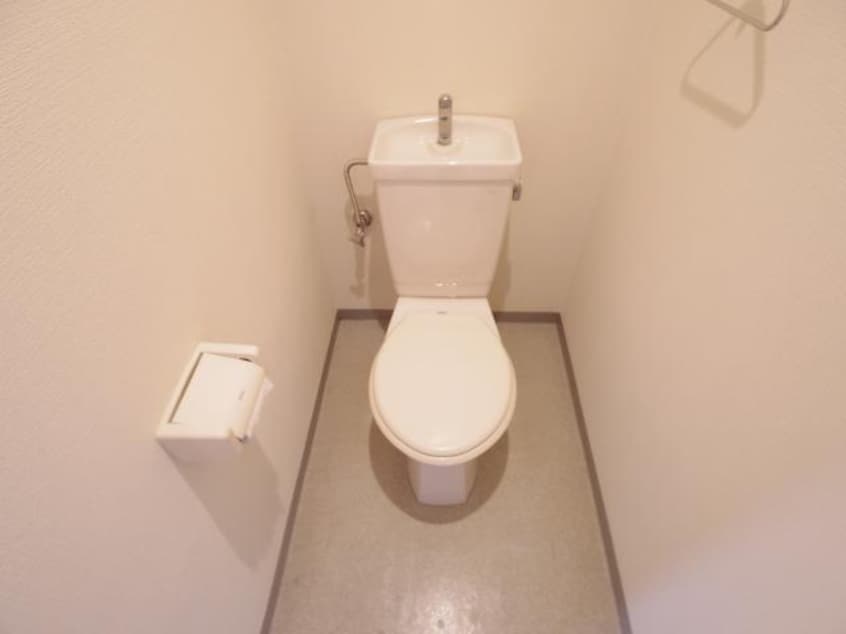  近鉄難波線・奈良線/新大宮駅 徒歩15分 4階 築31年