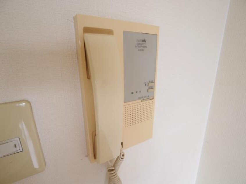  近鉄難波線・奈良線/新大宮駅 徒歩15分 4階 築31年