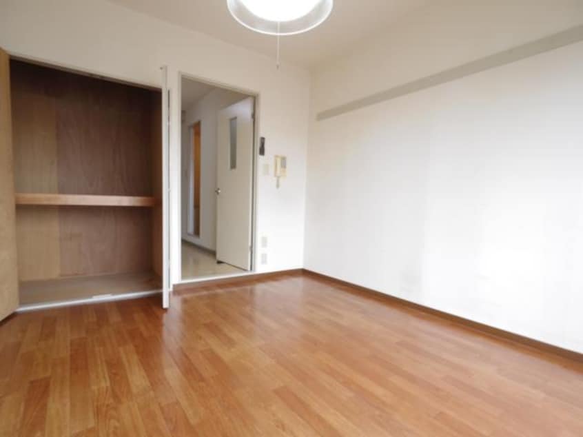  近鉄難波線・奈良線/新大宮駅 徒歩15分 4階 築31年