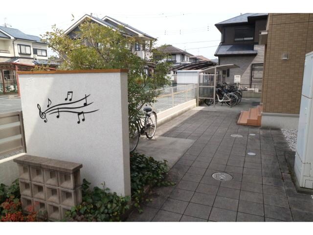  近鉄難波線・奈良線/新大宮駅 徒歩24分 2階 築12年