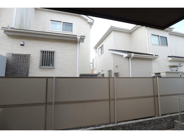  近鉄難波線・奈良線/近鉄奈良駅 バス16分梅美台7丁目下車:停歩6分 1階 築11年