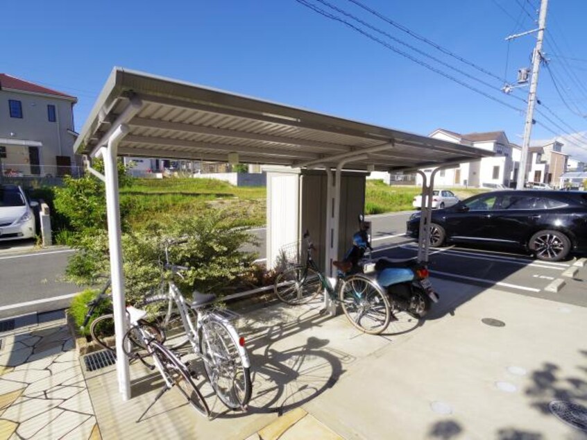  大和路線・関西本線/木津駅 徒歩12分 1階 築11年