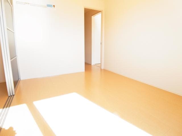  近鉄難波線・奈良線/近鉄奈良駅 バス14分北神殿下車:停歩6分 2階 築11年