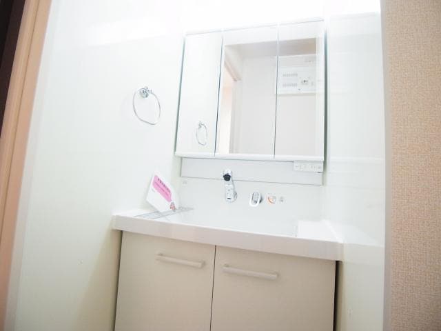  近鉄難波線・奈良線/近鉄奈良駅 バス14分北神殿下車:停歩6分 2階 築11年