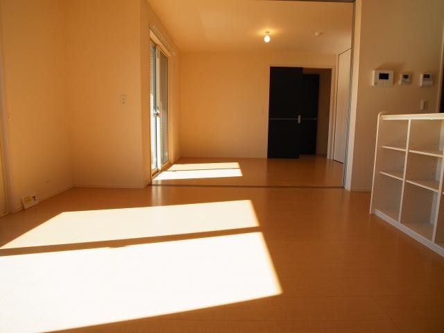  近鉄難波線・奈良線/近鉄奈良駅 バス14分北神殿下車:停歩6分 2階 築11年