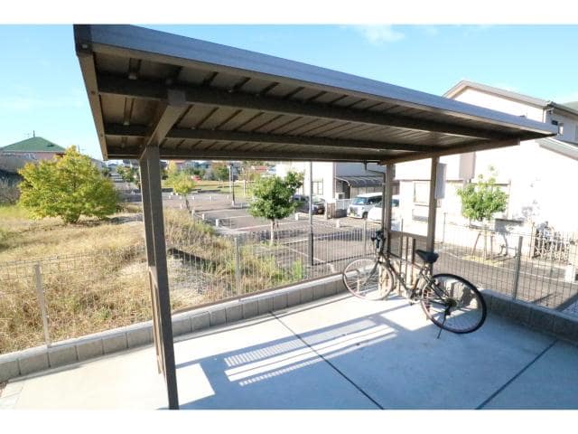  近鉄難波線・奈良線/近鉄奈良駅 バス17分州見台7丁目下車:停歩1分 1階 築10年