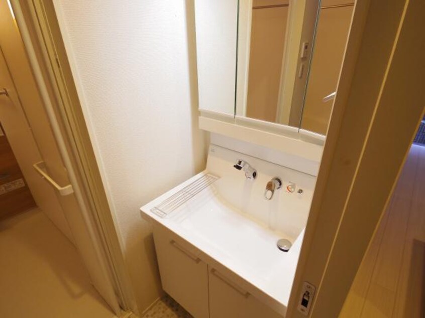  近鉄難波線・奈良線/新大宮駅 徒歩4分 1階 築9年