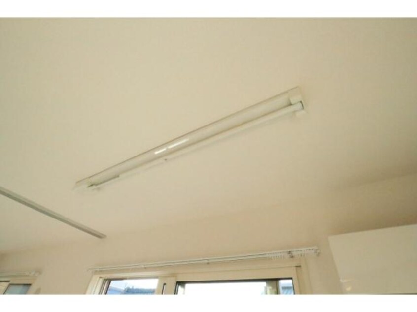  近鉄難波線・奈良線/近鉄奈良駅 徒歩7分 1階 築8年