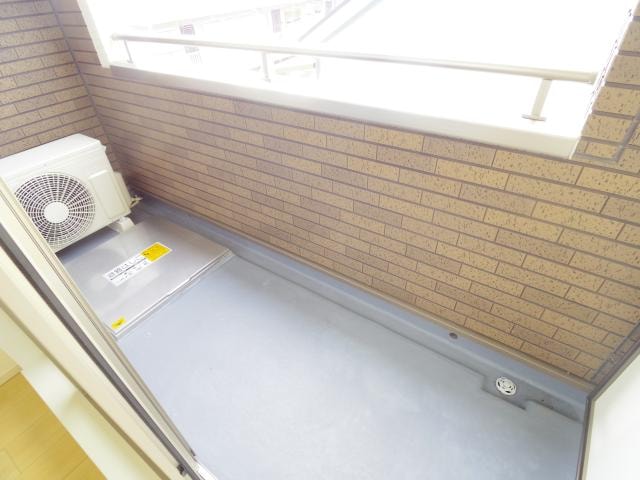  大和路線・関西本線/奈良駅 バス15分大和ハウス下車:停歩9分 2階 築8年