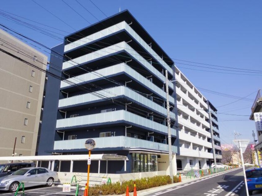  近鉄難波線・奈良線/新大宮駅 徒歩3分 5階 築8年