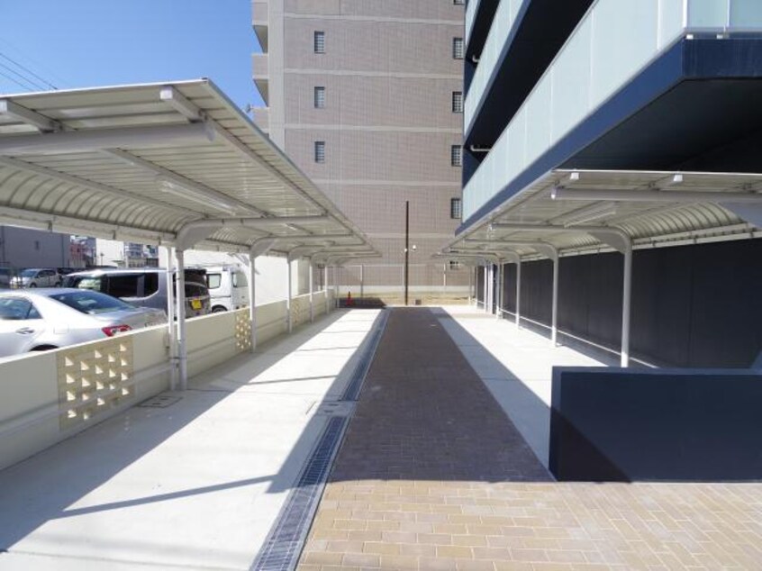  近鉄難波線・奈良線/新大宮駅 徒歩3分 6階 築8年
