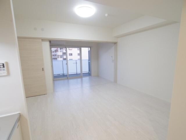  近鉄難波線・奈良線/新大宮駅 徒歩3分 5階 築8年