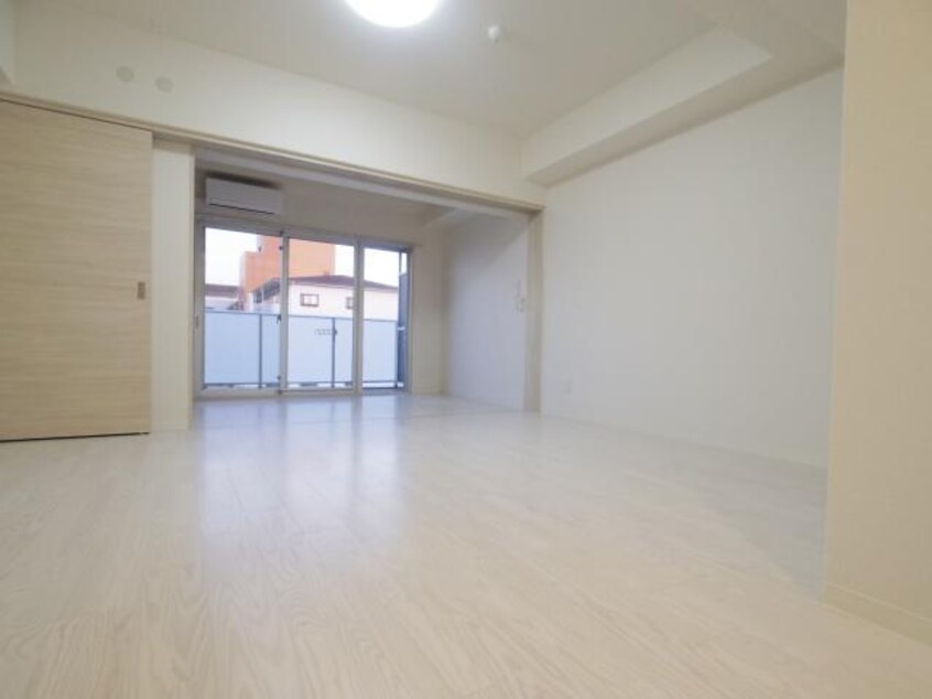  近鉄難波線・奈良線/新大宮駅 徒歩3分 5階 築8年