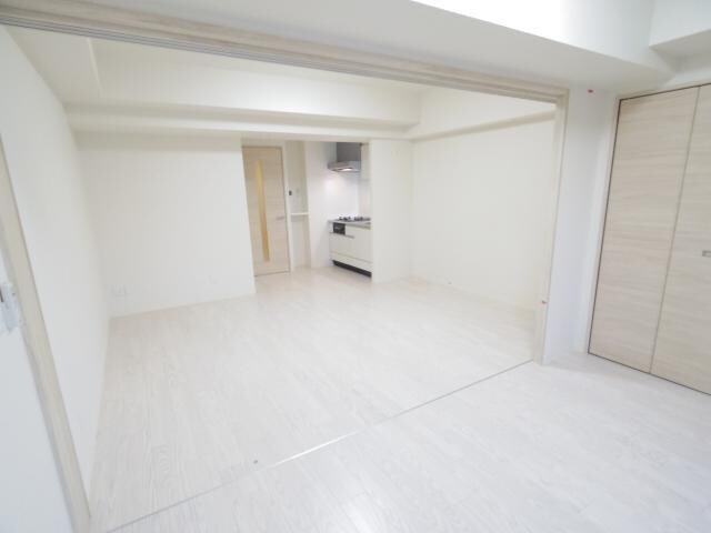  近鉄難波線・奈良線/新大宮駅 徒歩3分 5階 築8年