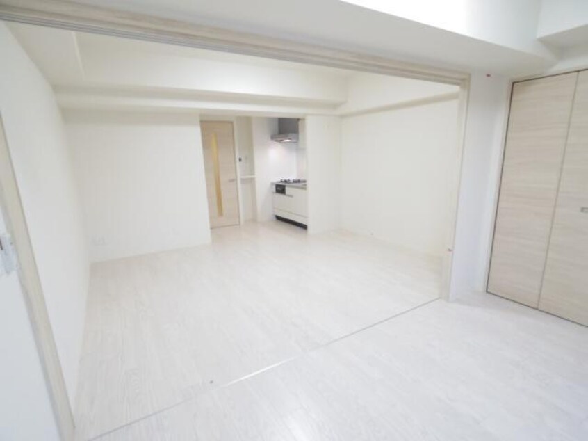  近鉄難波線・奈良線/新大宮駅 徒歩3分 5階 築8年