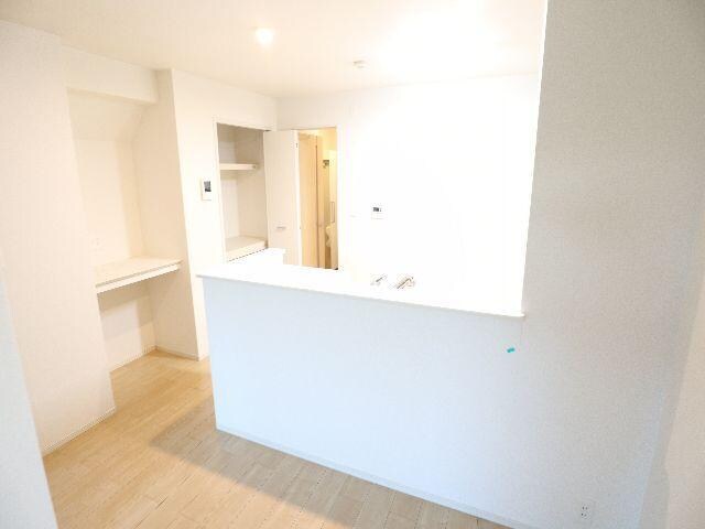  大和路線・関西本線/木津駅 徒歩14分 1階 築8年