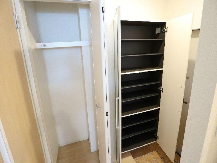  大和路線・関西本線/木津駅 徒歩14分 1階 築8年