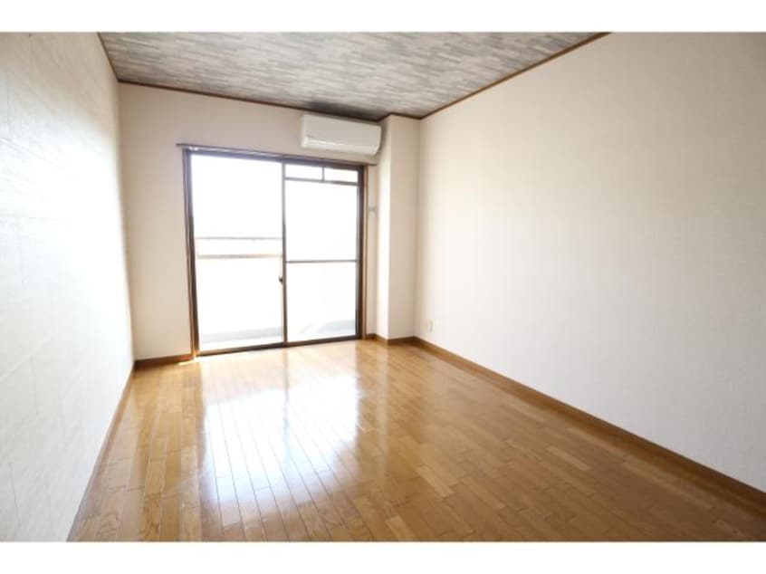  近鉄難波線・奈良線/新大宮駅 徒歩6分 3階 築28年