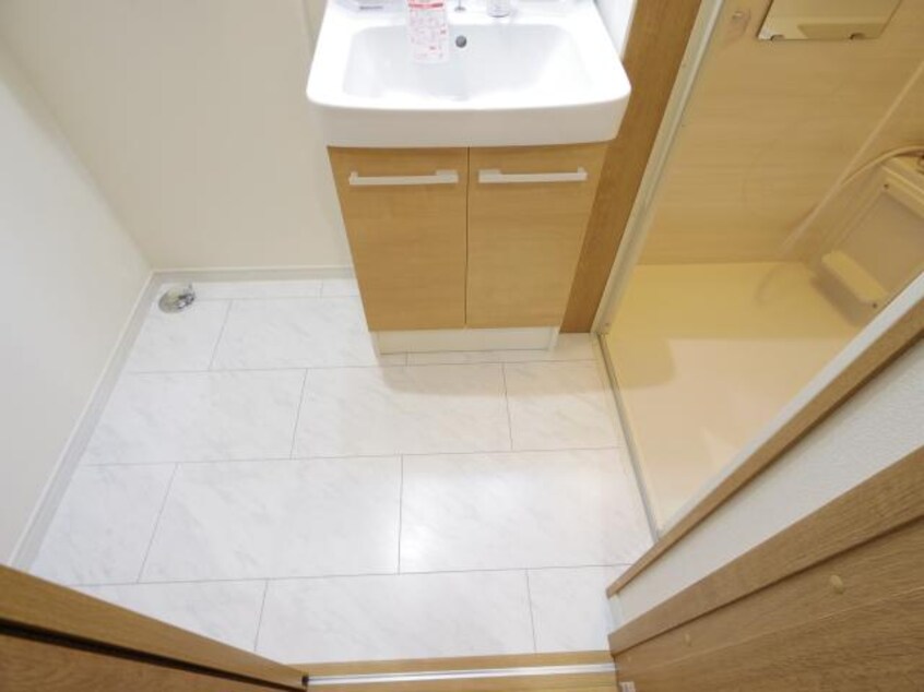  大和路線・関西本線/奈良駅 徒歩3分 2階 築8年