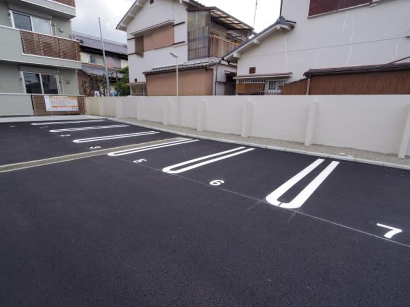  近鉄難波線・奈良線/新大宮駅 徒歩15分 1階 築7年